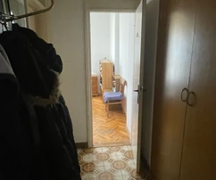 Spalato, Kman, appartamento trilocale 84 m², da ristrutturare, 6° piano, s-e