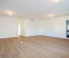 Vodice, OBRA NUEVA, apartamento espacioso con patio en el centro del pueblo, 146,06 m²