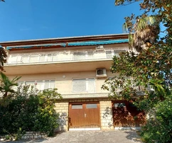 Maison spacieuse à vendre près de la mer à Crikvenica en Croatie