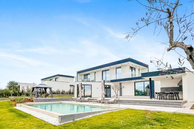 Isztria, Kaštelir: Luxus villa tengerre néző kilátással