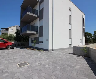 Südseite der Insel Vir, Wohnung im 2. Stock (Wasser und Abwasser)