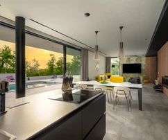 Grožnjanban modern dizájner villa medencével eladó Horvátországban