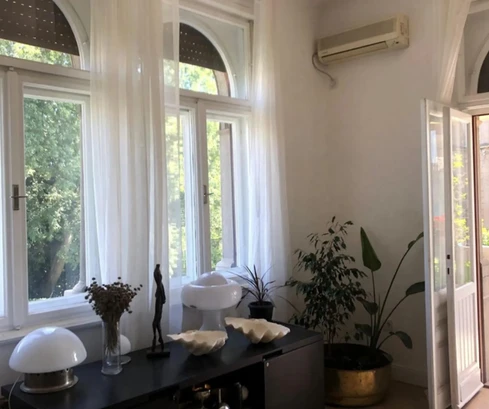 Rijeka, appartamento al primo piano in una splendida villa austro-ungarica con grande terrazza