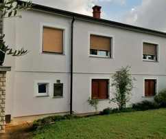 Finida, Umag: Priestranný dom so štyrmi apartmánmi