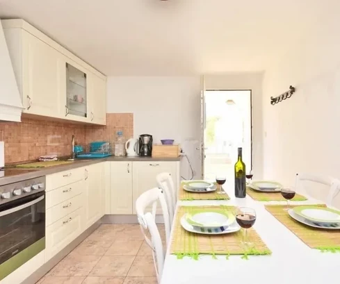 Drvenik Veliki, Einfamilienhaus 160m2 mit Meerblick, 220m vom Meer entfernt