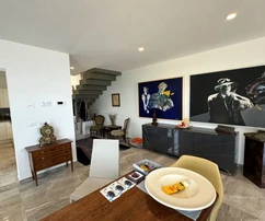 ESCLUSIVA VILLA MODERNA CON PISCINA E VISTA MARE APERTA!