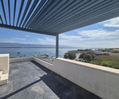 Vir, villa di lusso con terrazza sul tetto e due piscine