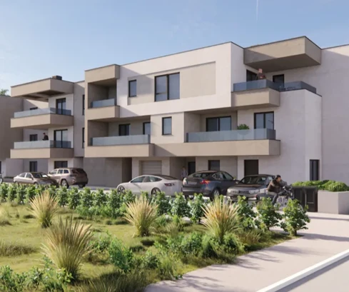 Istrien, Pula: Grosse wohnung mit garage balkone