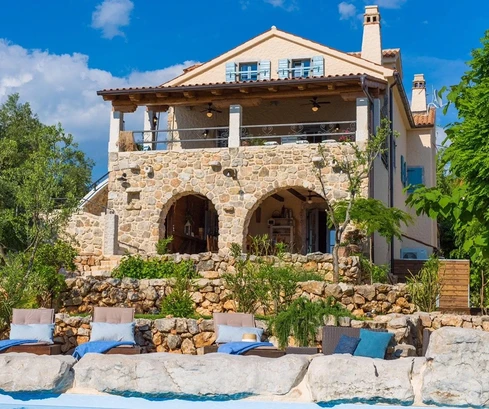 Stunning villa for sale on the island of Krk in Croatia