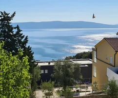 Dom s výhľadom na more pri Labine
