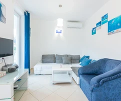 MAISONETTEWOHNUNG IN ATTRAKTIVER LAGE, 400 M VOM STRAND ENTFERNT!