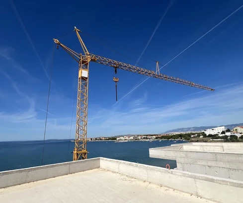 Byt s panoramatickým výhľadom na more na predaj Povljana v Chorvátsku