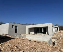 Istria, Labin, nowoczesny dom parterowy z basenem