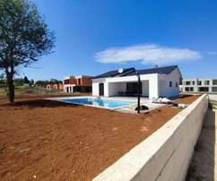 Charmante maison de plain-pied avec piscine, Istrie, Labin