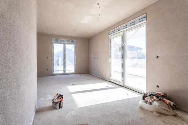 Čiovo, Okrug Gornji, třípokojový byt s balkonem a výhledem na moře, 88,57 m²