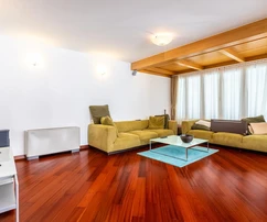 Split, Meje, espacioso apartamento de cuatro habitaciones en dos plantas