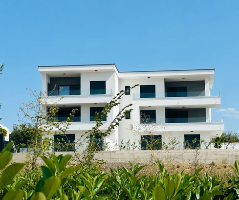 Malinska - Appartamento di lusso al 2° piano e monolocale al piano terra!