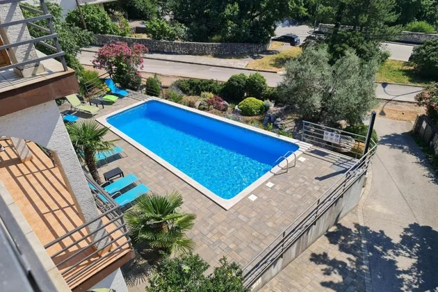 Immeuble avec vue panoramique sur la mer à vendre en Croatie