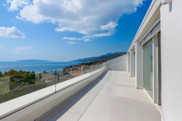Opatija privado, ático exclusivo de tres habitaciones 109,4 m², piscina, gimnasio