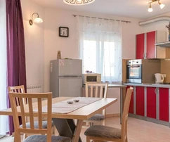 Detached house with four apartments for sale in Pula in Croatia