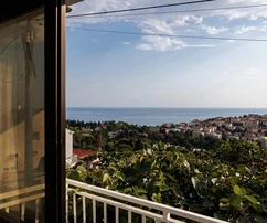 Dubrovnik, Gornji Kono - trojizbový byt s terasou, záhradou a výhľadom na more