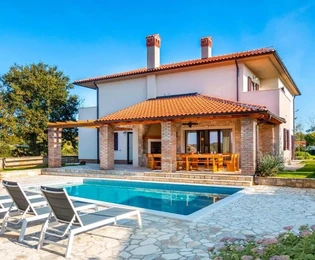 Bellissima villa con piscina in una zona tranquilla, Istria, Bale