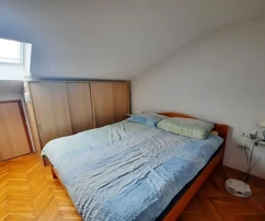 APARTMÁN V KLIDNÉ LOKALITĚ, 700 M OD PLÁŽE!