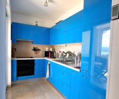 Tengerre néző, teraszos apartman Brač szigetén, galériával