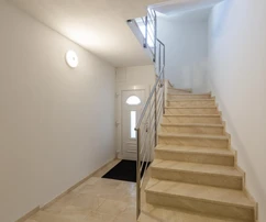 Familienhaus mit Wohnungen in Vodnjan zu verkaufen in Kroatien