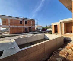 Casa adosada con piscina en venta en Kaštelir, Croacia