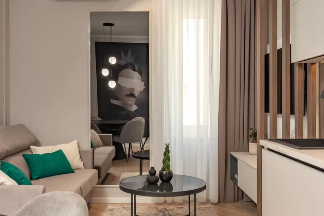 Rijeka, Zentrum, neu renovierte Luxuswohnung 100 m² mit drei Apartments