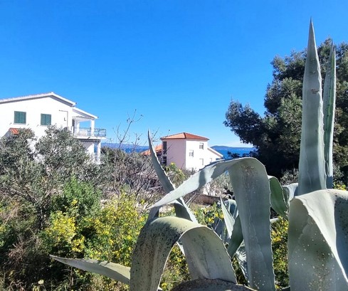 Ciovo Seaside Spacious Furnished House for Sale