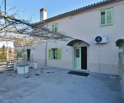 Steinhaus am Meer mit Garten in ruhiger Lage!