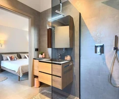 Luxury villa with panoramic views for sale in Croatia