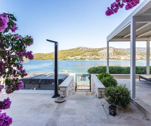 Seaside home for sale in Seget in Croatia