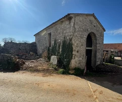 Istria, Poreč – Rekonstruovany kamenny dom so zahradou