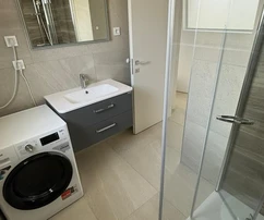 Penthouse eladó Privlakán, luxus újépítésű lakás Horvátországban