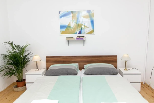 Casa in pietra in vendita sul lungomare di Sebenico in Croazia
