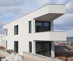NUOVO ATTICO DUPLEX ATTRATTIVO CON VISTA MARE, IN UNA ZONA TRANQUILLA!