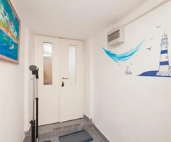 Haus mit vier Wohneinheiten direkt am Meer, Istrien, Medulin