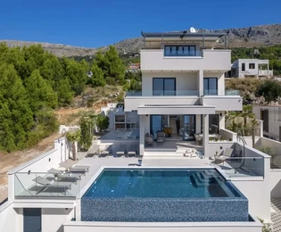 Modern villa Splitben, Podstrana