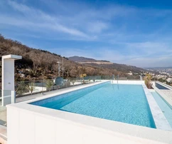 Penthouse über Opatija mit Pool zu verkaufen in Kroatien