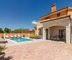 Jadreški, Istria: Nowoczesna willa z basenem w spokojnej okolicy