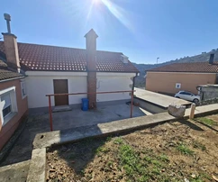 Rijeka, Completely renovated coastal house with two residential units, garage and garden