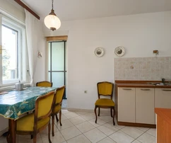 Pula, Veruda, spacious two-room apartment of 93 m² with three terraces in one of the most desirable parts of Pula.