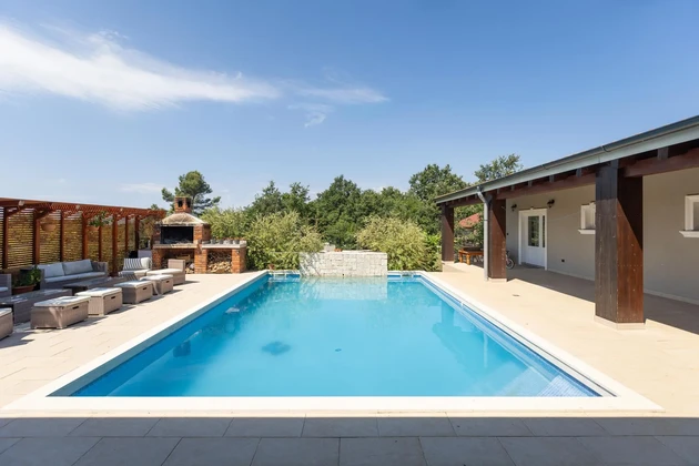 Istrie, Svetvinčenat, maison individuelle avec jardin et piscine