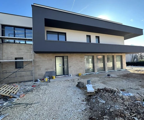 Modernes Doppelhaus in Marčana zu verkaufen in Kroatien