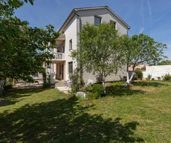 Istrien, Vodnjan, Galižana, geräumiges Haus mit Garten und Potenzial