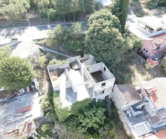 Dom apartamentowy z pięcioma jednostkami mieszkalnymi w budowie na wyspie Ugljan, Preko