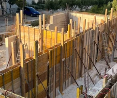 Mehrfamilienvilla in Sutivan zu verkaufen in Kroatien